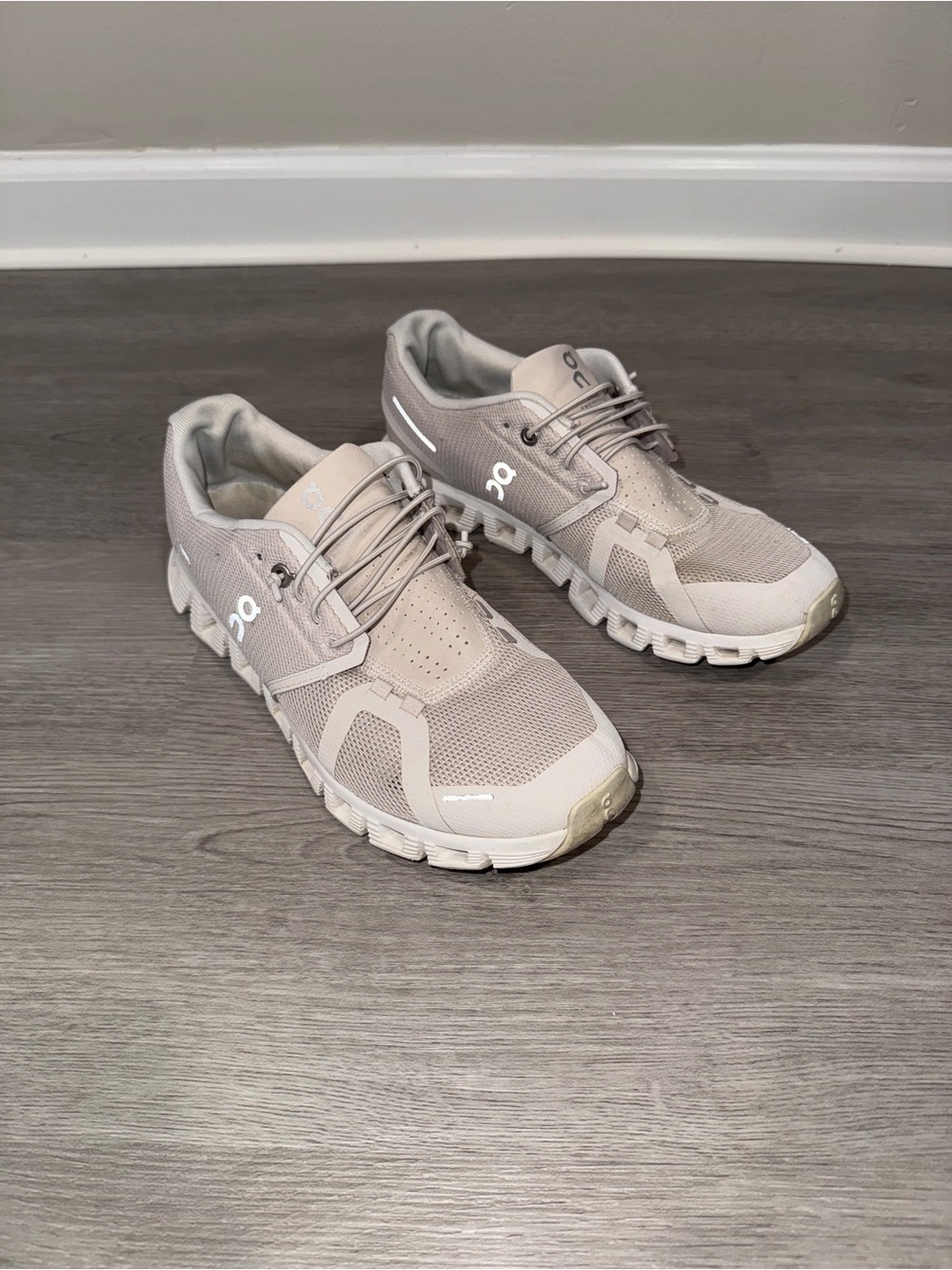 On Cloud 6 Pearl/White Size 9W